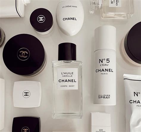 chanel skincare box|chanel gift set with pouch.